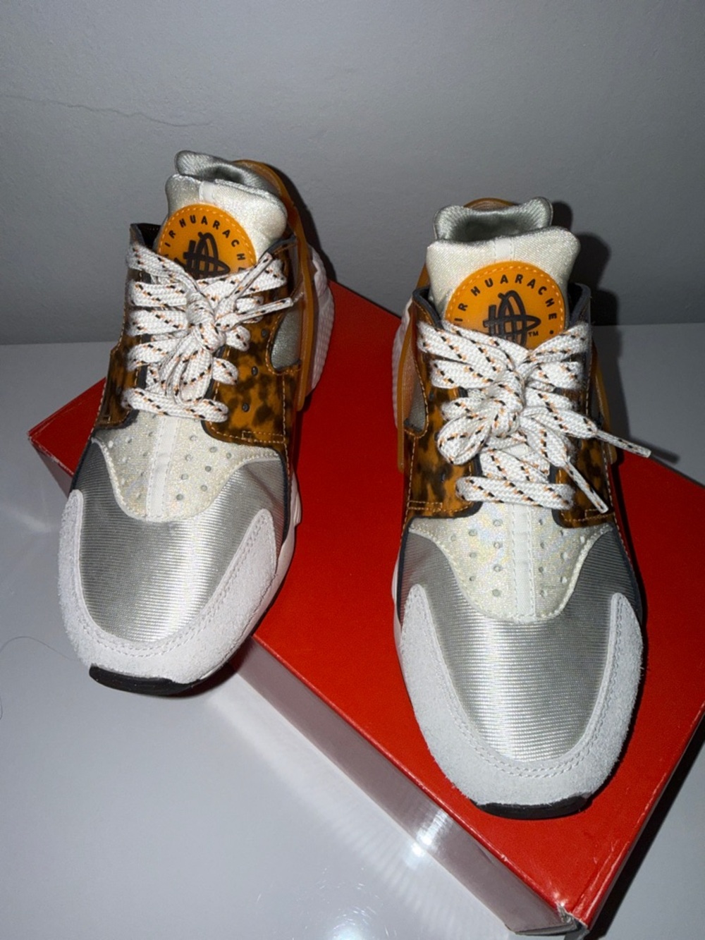 Nike Air Huarache - Picture 3 of 5